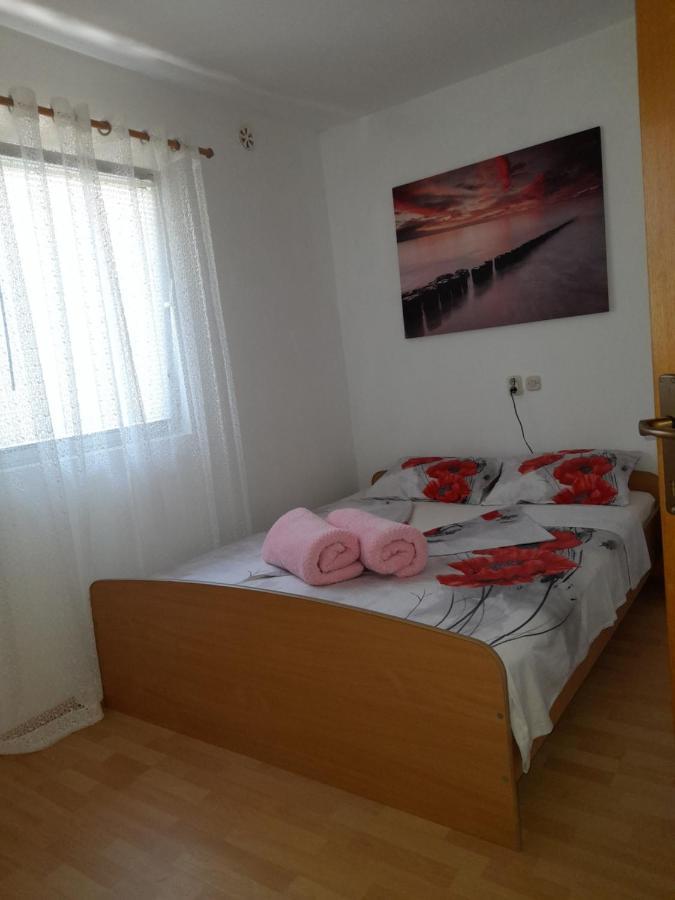 ויר Apartmani Plesa מראה חיצוני תמונה